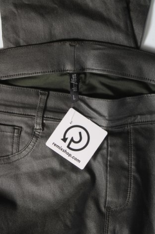 Pantaloni de femei Laura Torelli, Mărime L, Culoare Verde, Preț 19,08 Lei