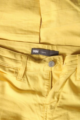 Γυναικείο παντελόνι Levi's, Μέγεθος M, Χρώμα Κίτρινο, Τιμή 22,71 €