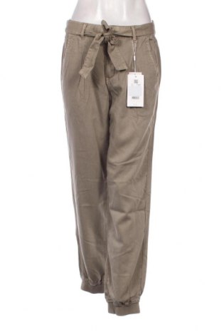 Pantaloni de femei Lounge Nine, Mărime M, Culoare Bej, Preț 82,11 Lei