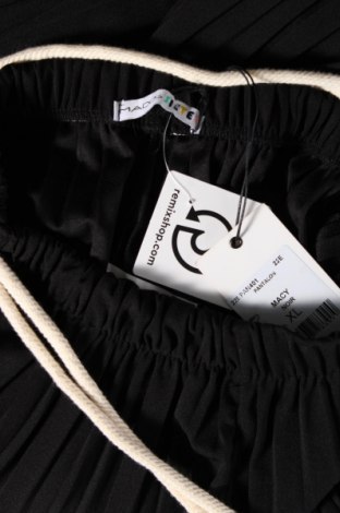 Дамски панталон MADO'S SISTER, Размер L, Цвят Черен, Цена 93,00 лв.
