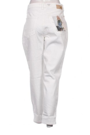 Дамски панталон Mac, Размер L, Цвят Бял, Цена 84,24 лв.