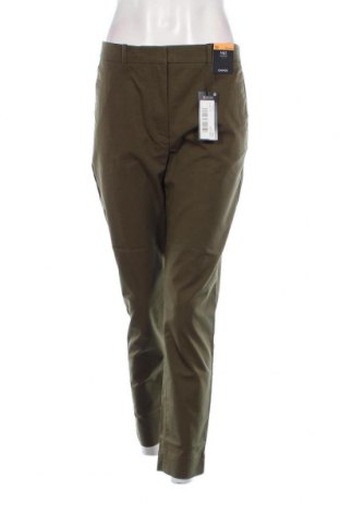 Γυναικείο παντελόνι Marks & Spencer, Μέγεθος M, Χρώμα Πράσινο, Τιμή 15,66 €