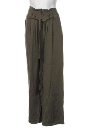 Дамски панталон Mystique, Размер L, Цвят Зелен, Цена 19,94 лв.