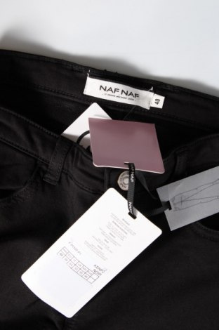 Дамски панталон Naf Naf, Размер M, Цвят Черен, Цена 25,11 лв.