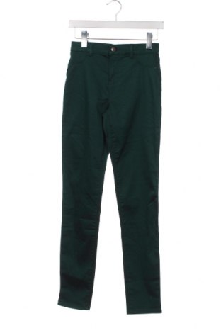 Дамски панталон Naf Naf, Размер XS, Цвят Зелен, Цена 32,55 лв.