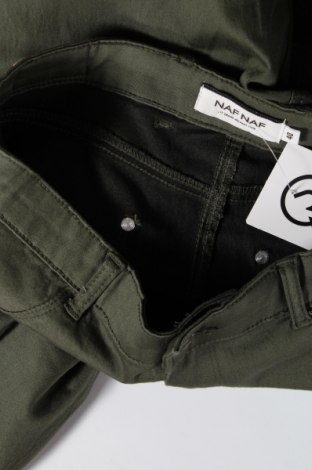 Pantaloni de femei Naf Naf, Mărime M, Culoare Verde, Preț 30,59 Lei