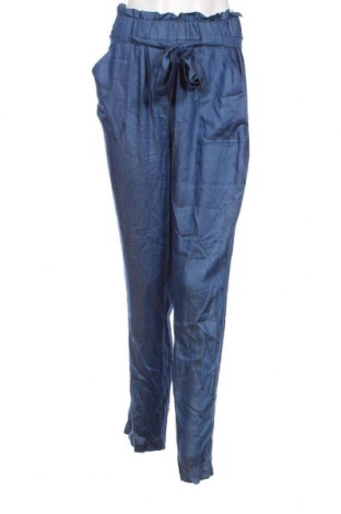 Дамски панталон Naf Naf, Размер M, Цвят Син, Цена 37,20 лв.