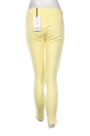 Pantaloni de femei Naf Naf, Mărime S, Culoare Galben, Preț 64,24 Lei