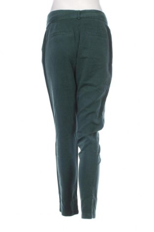 Дамски панталон Naf Naf, Размер M, Цвят Зелен, Цена 37,20 лв.