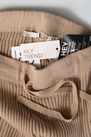 Γυναικείο παντελόνι Nly Trend, Μέγεθος L, Χρώμα  Μπέζ, Τιμή 14,46 €