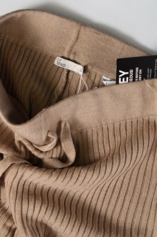 Damskie spodnie Nly Trend, Rozmiar XS, Kolor Beżowy, Cena 74,79 zł