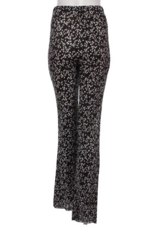 Дамски панталон Pull&Bear, Размер S, Цвят Черен, Цена 15,84 лв.
