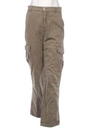 Дамски панталон Pull&Bear, Размер S, Цвят Зелен, Цена 10,44 лв.