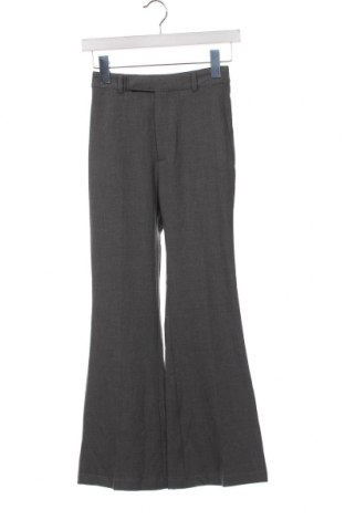 Дамски панталон Pull&Bear, Размер XS, Цвят Сив, Цена 11,96 лв.
