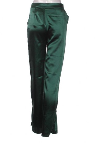 Дамски панталон Pull&Bear, Размер S, Цвят Зелен, Цена 27,60 лв.