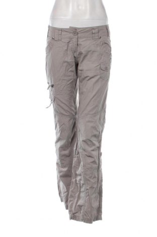 Дамски панталон Q/S by S.Oliver, Размер S, Цвят Сив, Цена 16,40 лв.