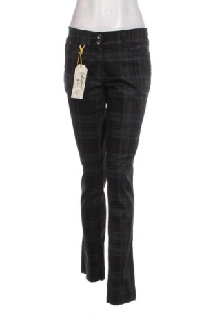 Γυναικείο παντελόνι Refree, Μέγεθος XL, Χρώμα Πολύχρωμο, Τιμή 11,38 €