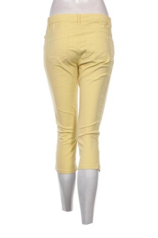 Дамски панталон Riu, Размер M, Цвят Жълт, Цена 19,53 лв.