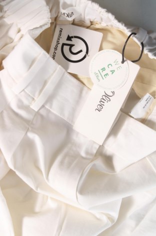Γυναικείο παντελόνι S.Oliver, Μέγεθος S, Χρώμα Λευκό, Τιμή 11,99 €