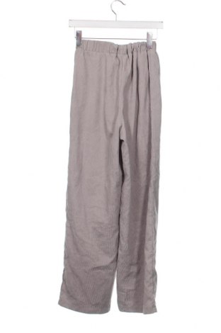 Дамски панталон SHEIN, Размер XS, Цвят Сив, Цена 29,00 лв.