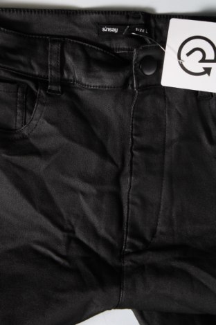 Γυναικείο παντελόνι Sinsay, Μέγεθος L, Χρώμα Μαύρο, Τιμή 3,71 €