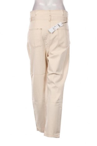 Дамски панталон Sisley, Размер M, Цвят Екрю, Цена 84,24 лв.
