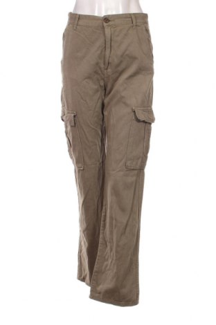 Дамски панталон Street One, Размер M, Цвят Зелен, Цена 41,00 лв.