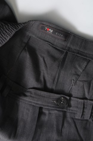 Γυναικείο παντελόνι Toni, Μέγεθος XL, Χρώμα Γκρί, Τιμή 6,85 €