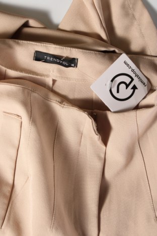 Γυναικείο παντελόνι Trendyol, Μέγεθος S, Χρώμα  Μπέζ, Τιμή 19,00 €