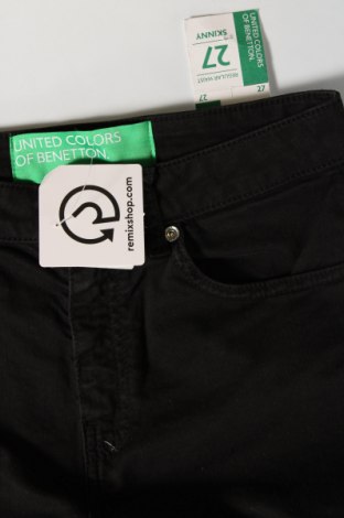Дамски панталон United Colors Of Benetton, Размер M, Цвят Черен, Цена 17,67 лв.