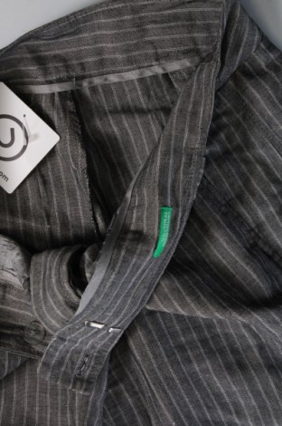 Damskie spodnie United Colors Of Benetton, Rozmiar M, Kolor Szary, Cena 131,14 zł