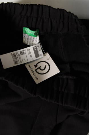 Дамски панталон United Colors Of Benetton, Размер M, Цвят Черен, Цена 13,95 лв.