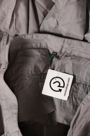Damskie spodnie United Colors Of Benetton, Rozmiar L, Kolor Szary, Cena 52,85 zł