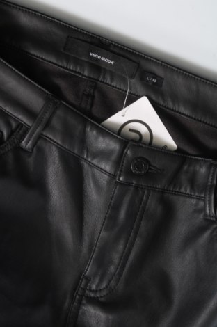 Дамски панталон Vero Moda, Размер L, Цвят Черен, Цена 12,69 лв.