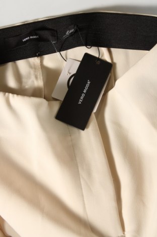 Damenhose Vero Moda, Größe M, Farbe Ecru, Preis € 9,59