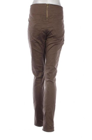 Дамски панталон Vero Moda, Размер L, Цвят Кафяв, Цена 9,45 лв.