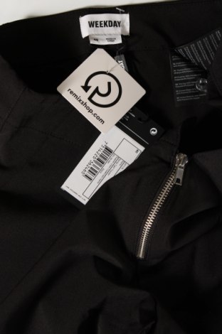 Γυναικείο παντελόνι Weekday, Μέγεθος M, Χρώμα Μαύρο, Τιμή 14,86 €