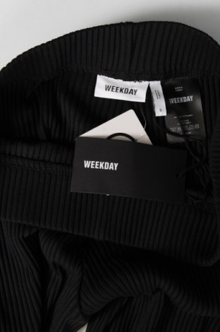 Γυναικείο παντελόνι Weekday, Μέγεθος S, Χρώμα Μαύρο, Τιμή 14,38 €