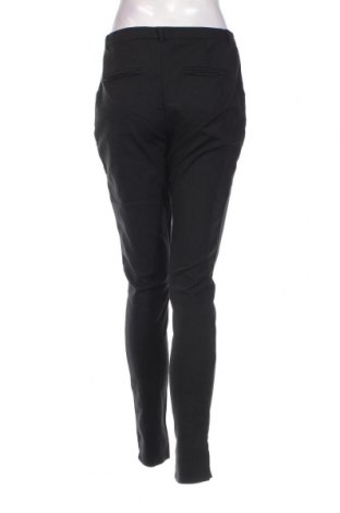 Дамски панталон Y.A.S, Размер L, Цвят Черен, Цена 30,99 лв.
