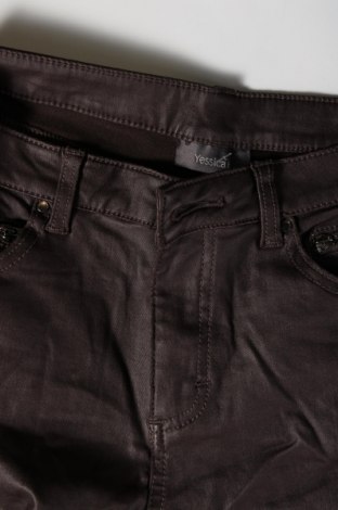 Дамски панталон Yessica, Размер M, Цвят Кафяв, Цена 9,28 лв.