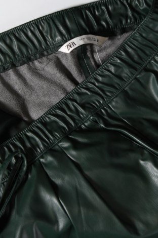 Дамски панталон Zara, Размер XL, Цвят Зелен, Цена 27,00 лв.