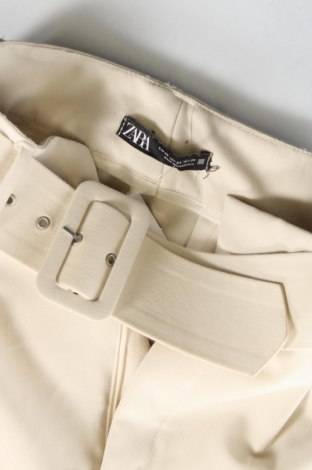 Дамски панталон Zara, Размер XS, Цвят Бежов, Цена 27,37 лв.