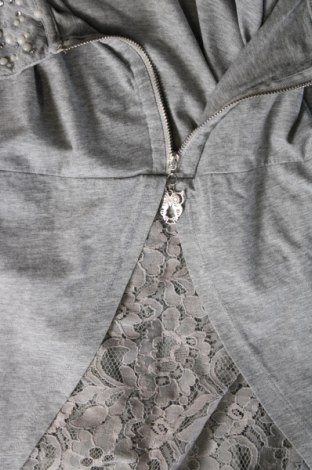 Γυναικείο αμάνικο μπλουζάκι, Μέγεθος M, Χρώμα Γκρί, Τιμή 6,65 €