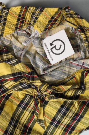 Γυναικείο αμάνικο μπλουζάκι Fb Sister, Μέγεθος XS, Χρώμα Πολύχρωμο, Τιμή 7,16 €