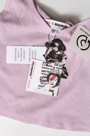 Γυναικείο αμάνικο μπλουζάκι Guess, Μέγεθος S, Χρώμα Βιολετί, Τιμή 19,18 €