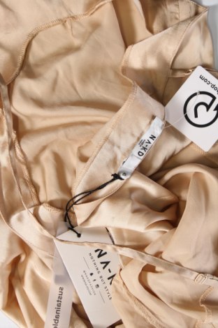 Γυναικείο αμάνικο μπλουζάκι NA-KD, Μέγεθος M, Χρώμα Χρυσαφί, Τιμή 5,59 €