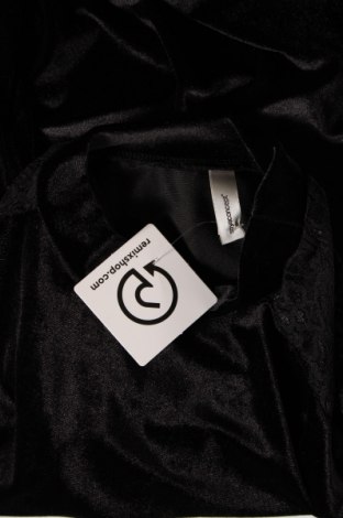 Γυναικείο αμάνικο μπλουζάκι Soya Concept, Μέγεθος S, Χρώμα Μαύρο, Τιμή 3,72 €