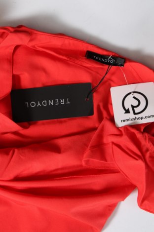 Tricou de damă Trendyol, Mărime M, Culoare Roșu, Preț 35,69 Lei