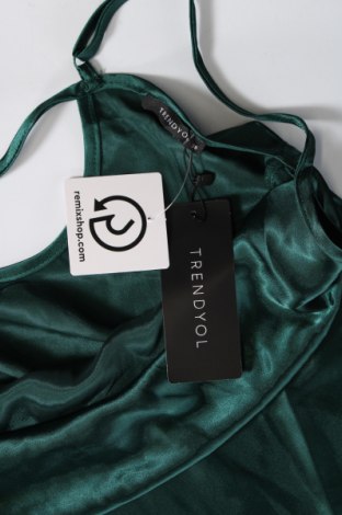 Tricou de damă Trendyol, Mărime M, Culoare Verde, Preț 101,97 Lei