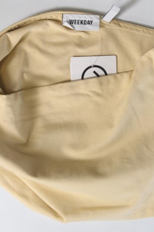 Γυναικείο αμάνικο μπλουζάκι Weekday, Μέγεθος M, Χρώμα  Μπέζ, Τιμή 1,86 €